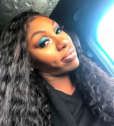 Ebony Mystique And Shemale Porn Videos .